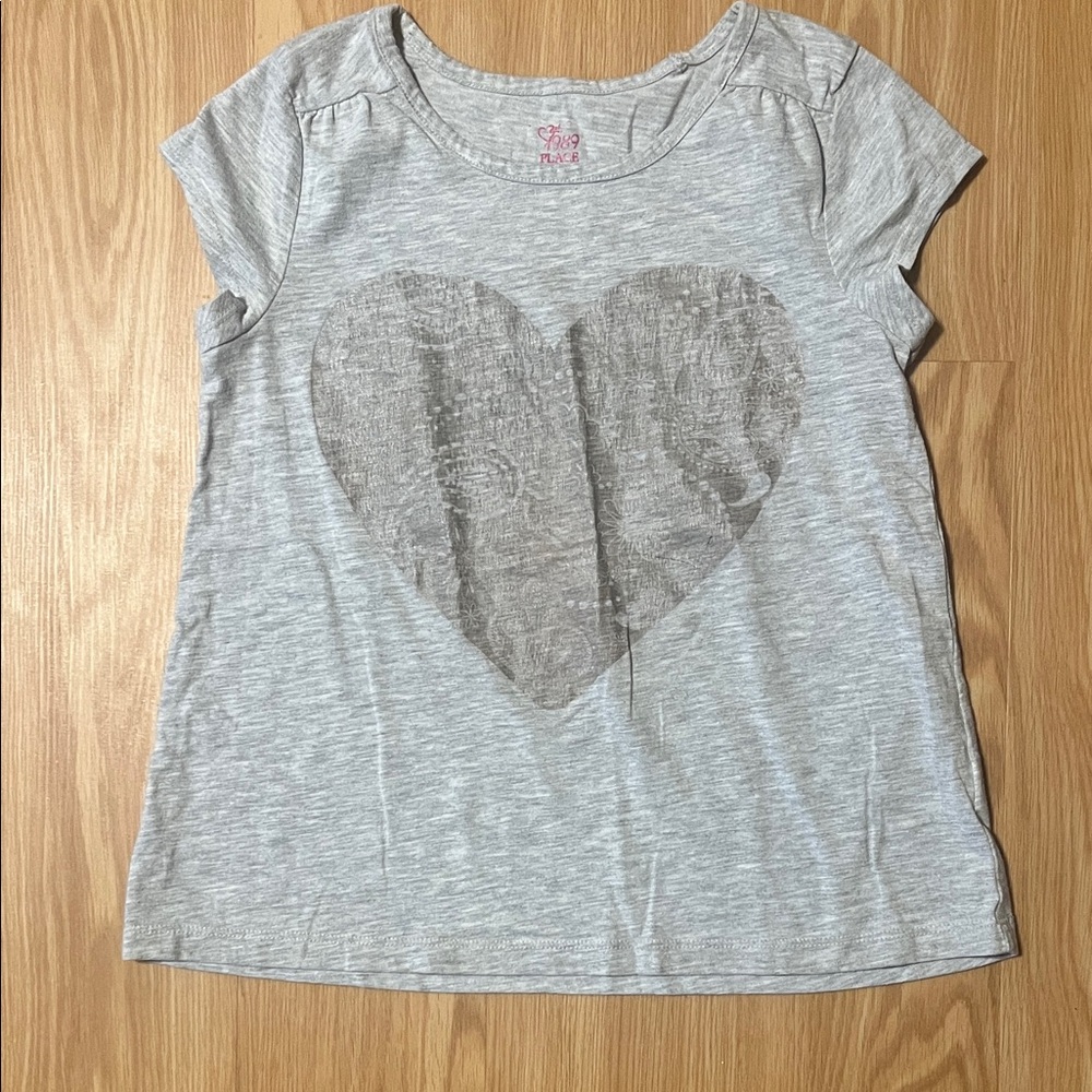 The Children's Place Iridescent Heart Tee, size L 10-12